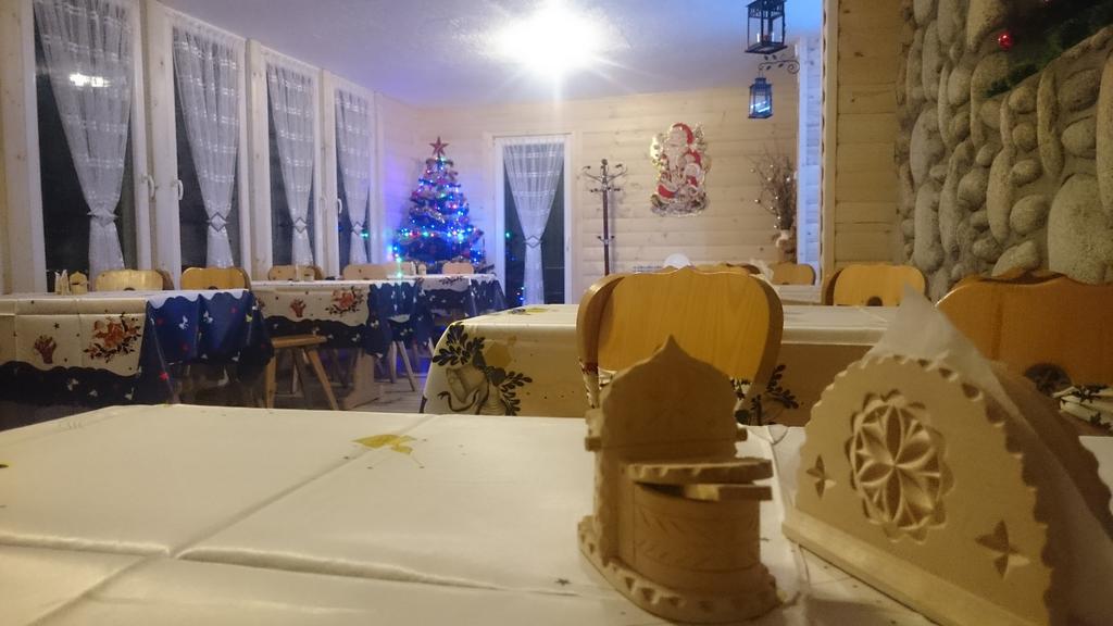 Pod Tatrami Panzió Bukowina Tatrzańska Kültér fotó